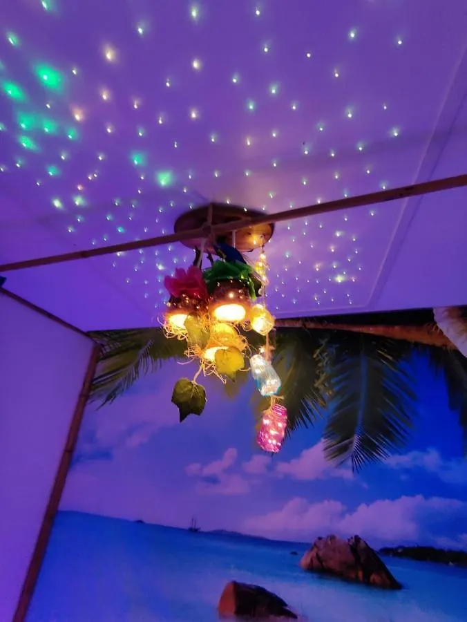 Wonder Room Paraiso Magico Habitacion A 2 Min De La Playa Nerja Bed & Breakfast
